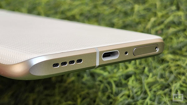 No Wireless Charging, No 3.5mm Audio Jack But Stereo Speakers