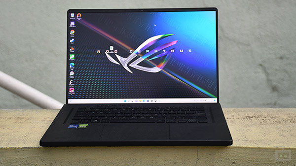 Asus ROG Zephyrus M16 2022 Review: Keyboard And Trackpad
