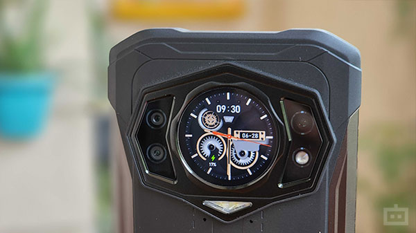 Doogee S98 Secondary Display