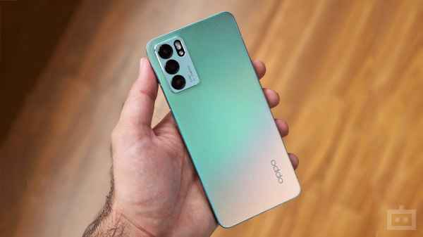 OPPO Reno7