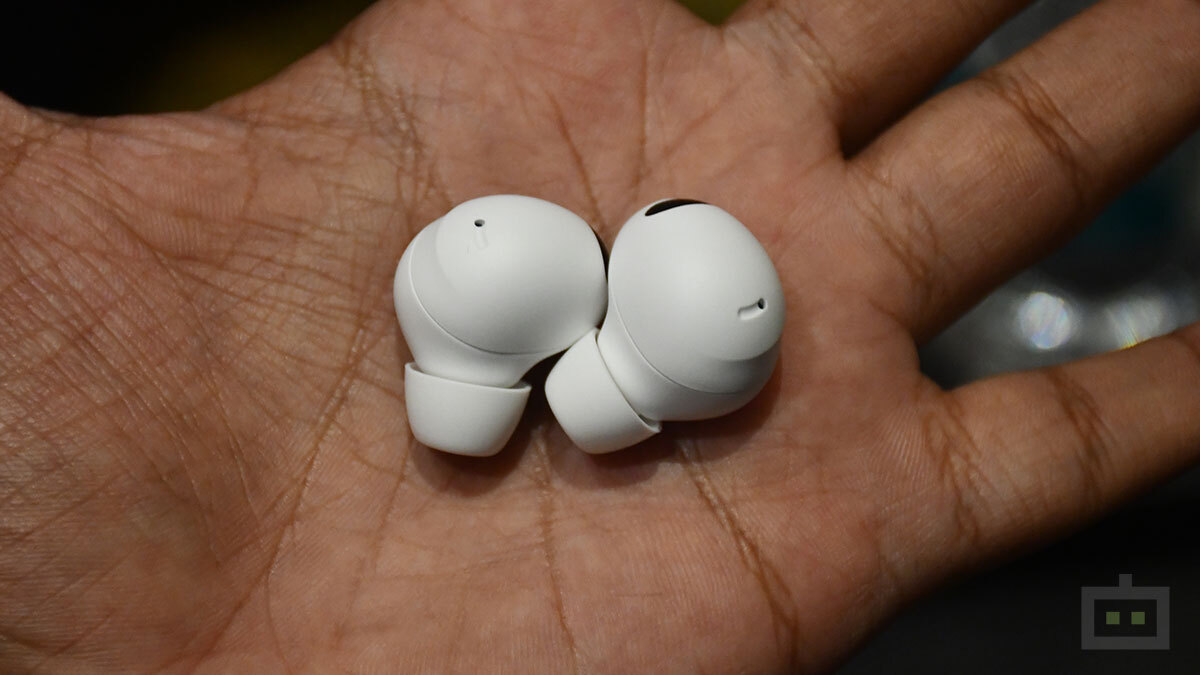 Samsung Galaxy Buds 2 Pro Are Way Better Than AirPods Pro