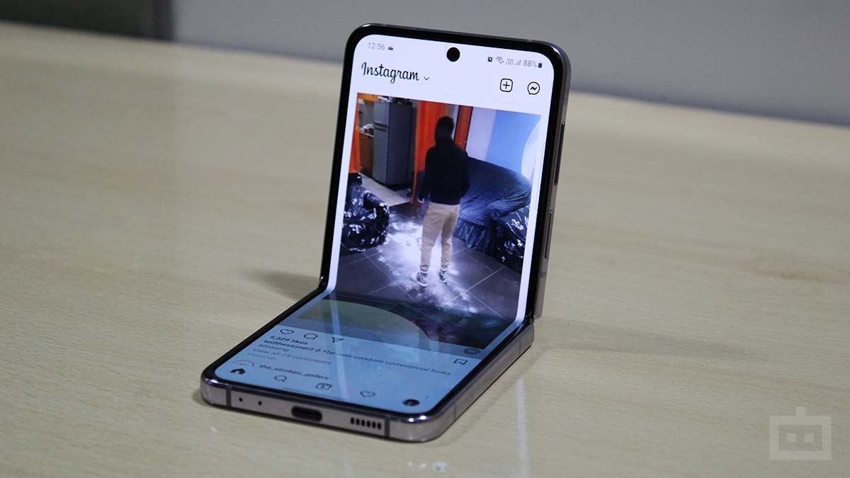 Samsung Galaxy Z Flip 4 Battery Review: A Disappointment Samsung Galaxy Z Flip 4 Battery Review: A Disappointment
