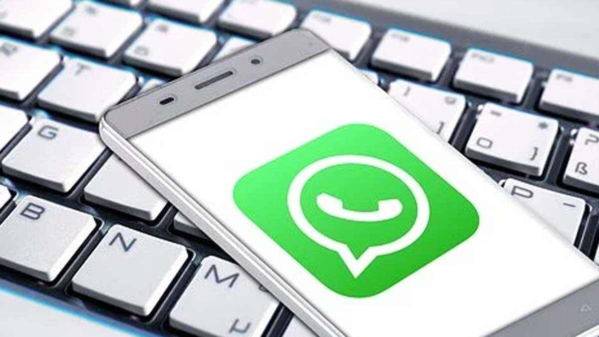 WhatsApp Will Soon Let You Create Polls Within Chats; How It Works? WhatsApp Will Soon Let You Create Polls Within Chats; How It Works?