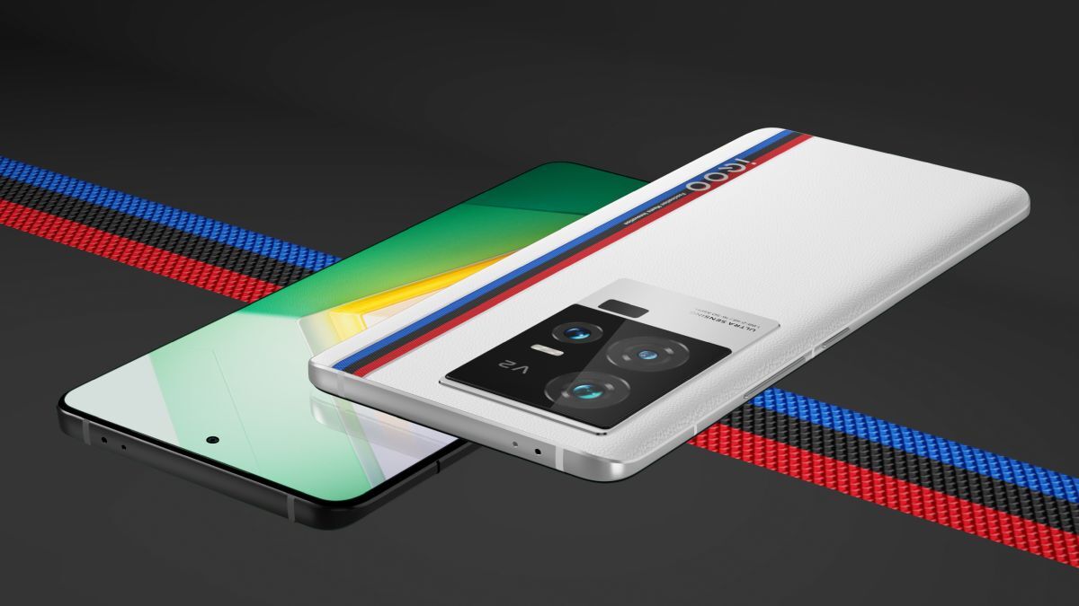 iQOO 11 launched at an incredible price