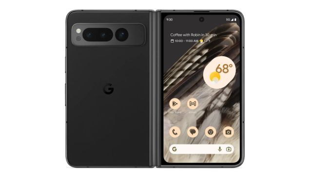 Leaked 4K Images Reveal Google Pixel Fold in All Its Glory Leaked 4K Images Reveal Google Pixel Fold in All Its Glory