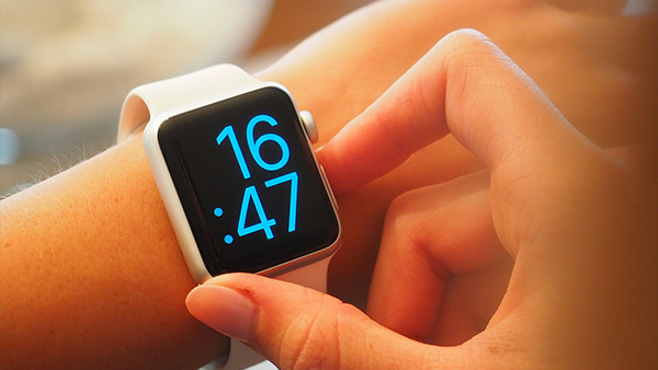 Apple Watch Saves Woman's Life by Detecting Blood Clot