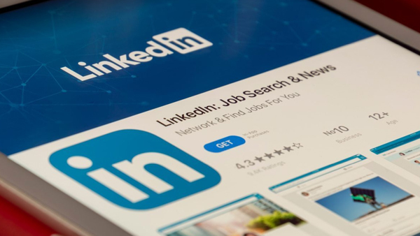 LinkedIn Testing Ads For Video Streaming