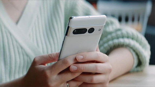 Is Google Ditching SIM Cards in Pixel 8 Series? Is Google Ditching SIM Cards in Pixel 8 Series?