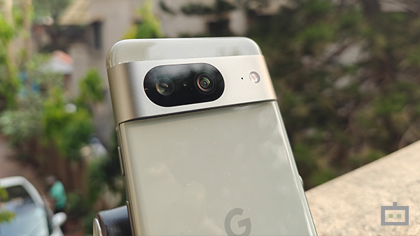 Google Pixel 8 Review: Best Compact Smartphone in 2023?