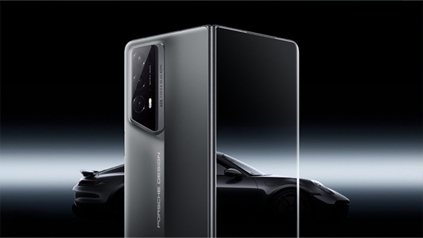 Honor Magic6 RSR Porsche Design to Come at MWC 2024