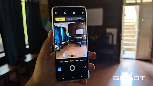 Vivo V30 Review: A Stylish Mid-Ranger No Short on Substance