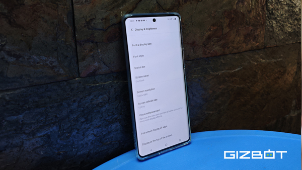 Vivo V30 Review: A Stylish Mid-Ranger No Short on Substance