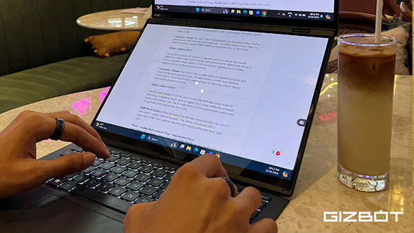 ASUS Zenbook DUO (2024) Review