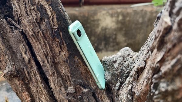 Google Pixel 8a Review in Five Minutes