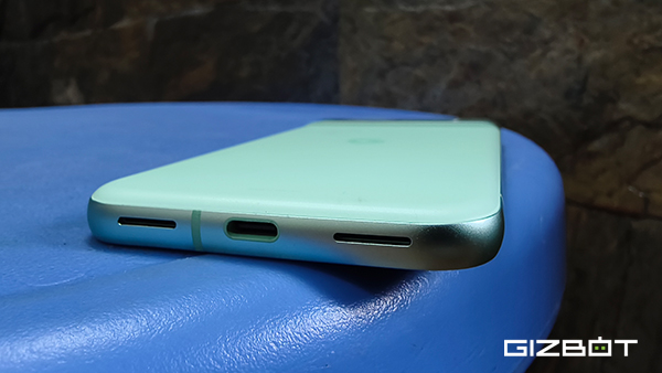 Google Pixel 8a Review in Five Minutes