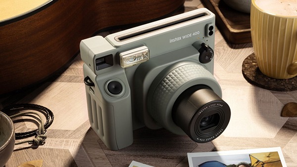 Fujifilm Launches Instax WIDE 400 Camera in India Fujifilm Launches Instax WIDE 400 Camera in India