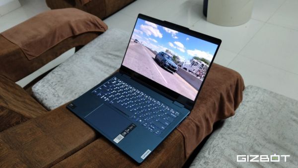 Lenovo Yoga 7i 2-in-1 Review: Performance Prowess with Some Trade-offs