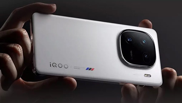 iQOO 13 Tipped to Feature Snapdragon 8 Gen 4 SoC - Details Inside