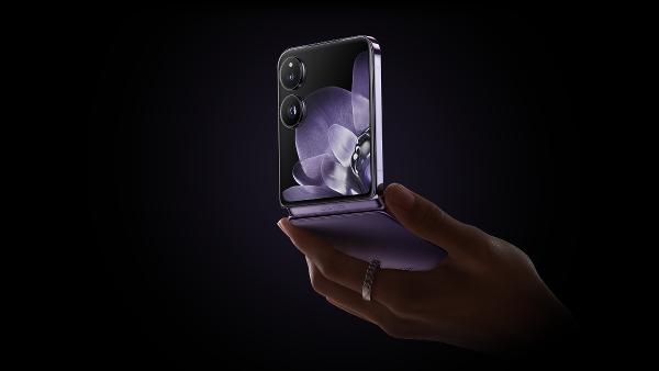 Xiaomi Mix Flip Debuts as Company’s First Flip Smartphone