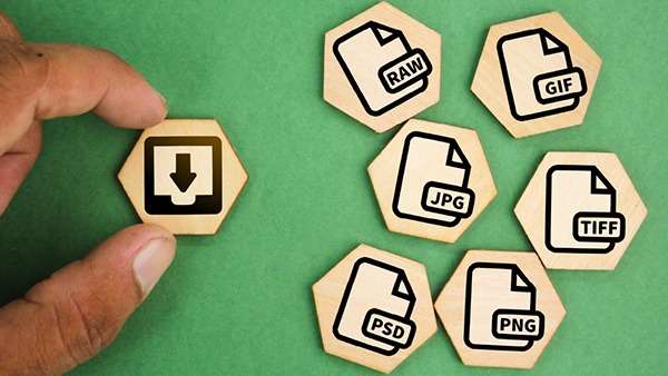 How do I combine images into PDF for free?