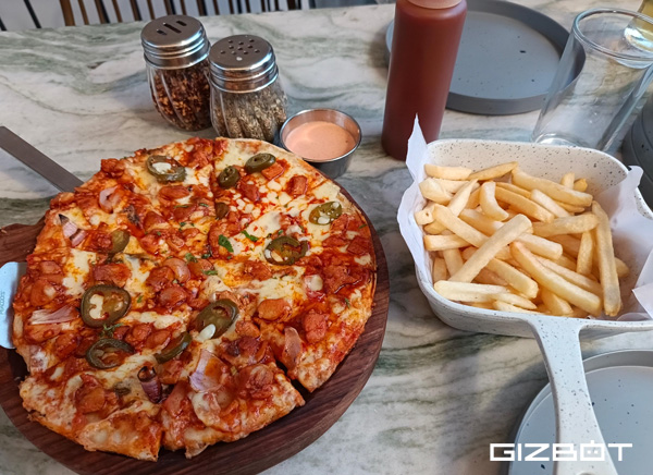 Infinix Note 40 5G Review: A Value 5G Phone With Flagship Traits