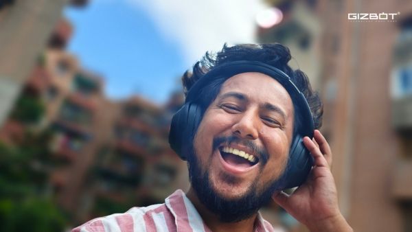 Sony ULT Wear Review: Bass for the Buck!