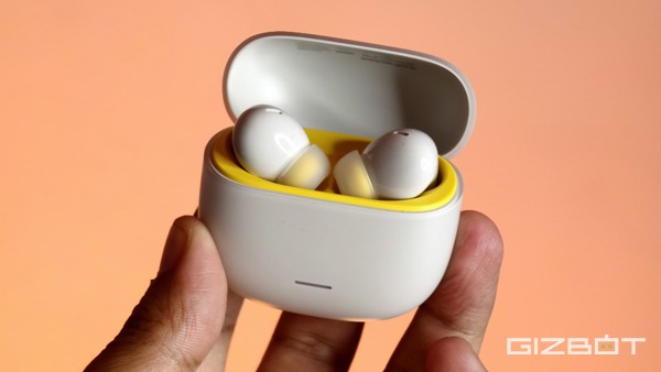 POCO M6 Plus 5G with Snapdragon 4 Gen 2 AE and Buds X1 Launched