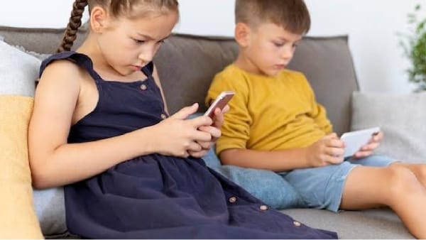 Study Reveals Parents Often Can't Instantly Answer Kids' Questions