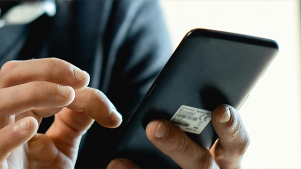 Affordable Smartphones With Premium Features in India