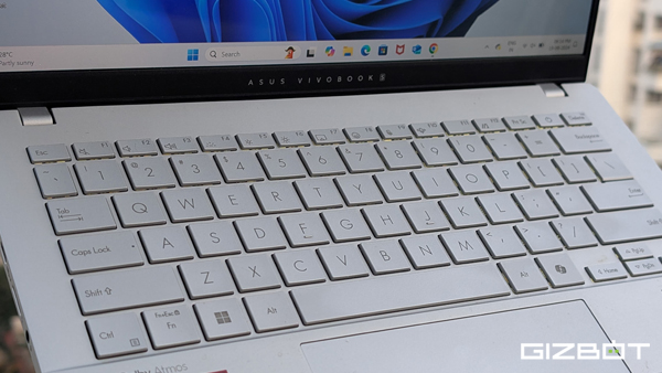 ASUS Vivobook S 14 OLED with Ryzen AI 9 HX Review