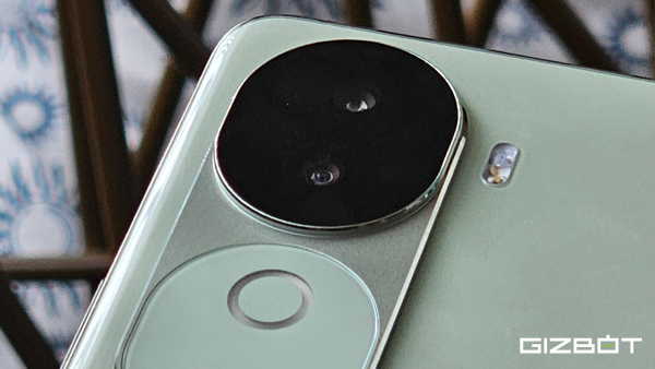 Vivo V40e First Impressions