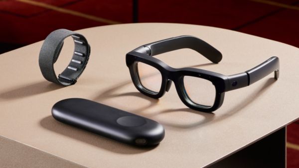 Meta Unveils Orion AR Glasses, Fusing Reality with AI-Driven Holograms