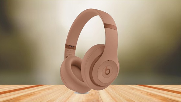 Beats x Kim Kardashian Limited Edition Audio Devices Launched In India Beats x Kim Kardashian Limited Edition Audio Devices Launched In India