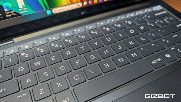 HP EliteBook Ultra G1q Review: Does ARM Elevate the Business Laptop?