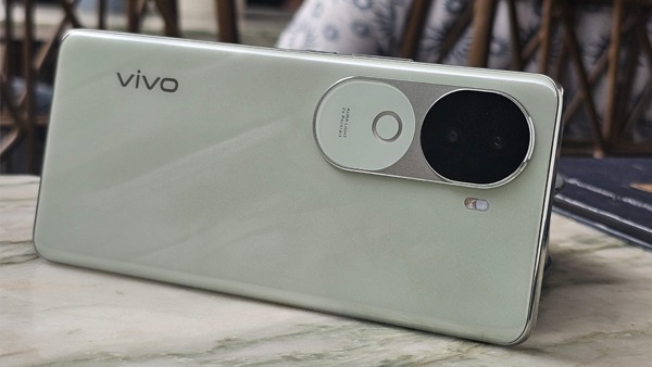 Vivo V40e Review: Stylish Phone with Uncompromised Battery Life