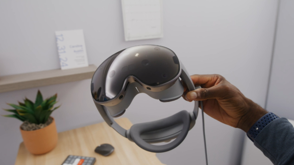 Samsung XR Headset Showcased by MBKHD: Android’s Answer to Vision Pro?