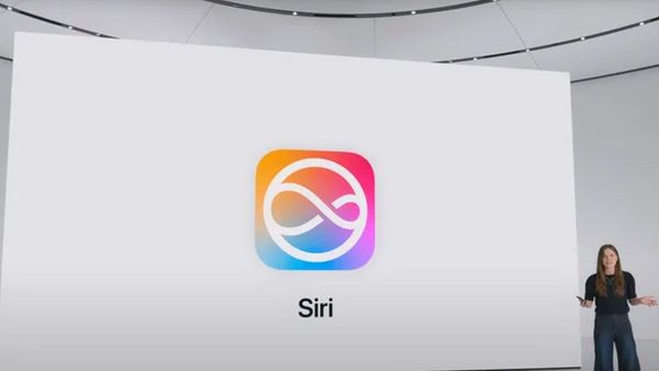 IOS 18.4 Delayed By Siri's AI Issues
