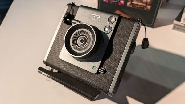 Fujifilm Instax WIDE Evo Unique Instant Hybrid Camera Launched in Indi Fujifilm Instax WIDE Evo Unique Instant Hybrid Camera Launched in Indi