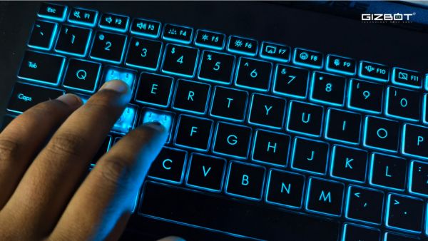 Asus Gaming V16 Review: Stealthy Yet Savage