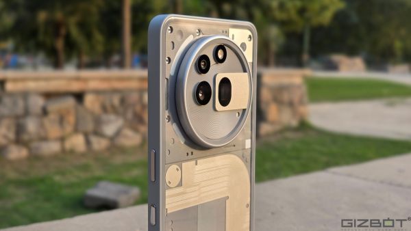 Nothing Phone (3A) Pro Review: Balancing Style and Functionality