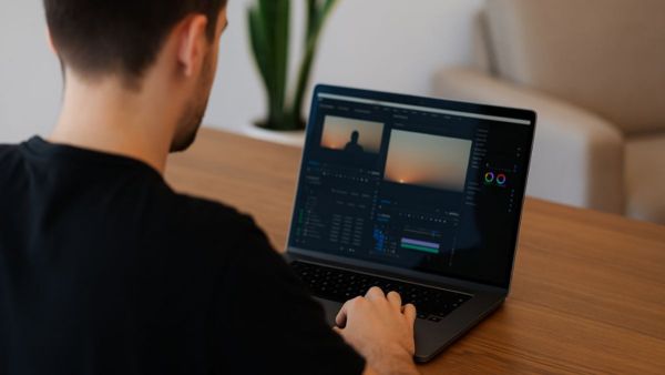 5 Best Laptops for Content Creators Under ₹1,00,000 in India (2025)