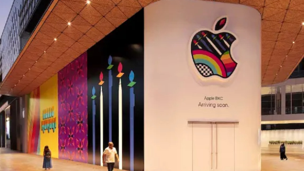 Apple Expands Retail Stores In India