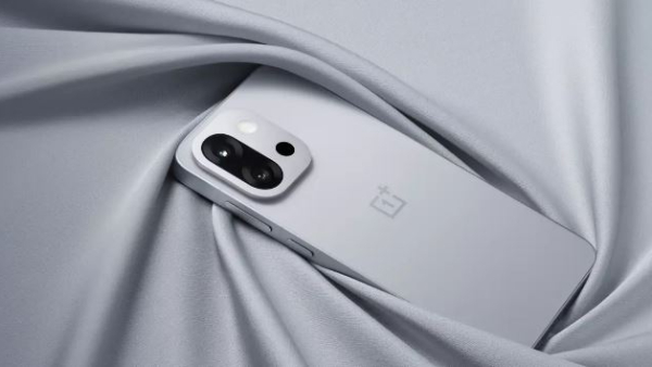 OnePlus 13T With Shortcut Key, Snapdragon 8 Elite Launched