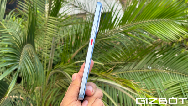 Realme GT 7 Hands-on Review: Is This The Best Phone Under INR 40,000? Realme GT 7 Hands-on Review: Is This The Best Phone Under INR 40,000?