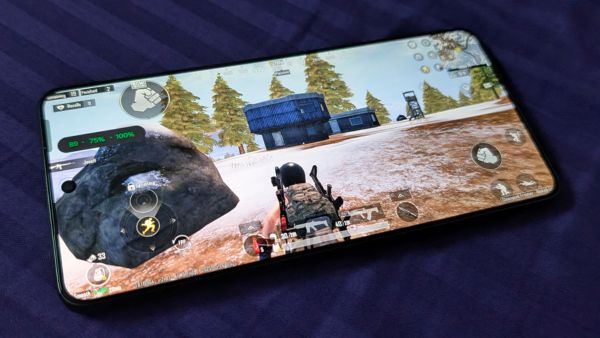 Realme GT 7T Review: A Bold Mid-Ranger That Knows Its Strengths Realme GT 7T Review: A Bold Mid-Ranger That Knows Its Strengths