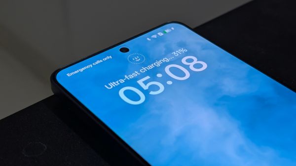 Realme GT 7T Review: A Bold Mid-Ranger That Knows Its Strengths Realme GT 7T Review: A Bold Mid-Ranger That Knows Its Strengths