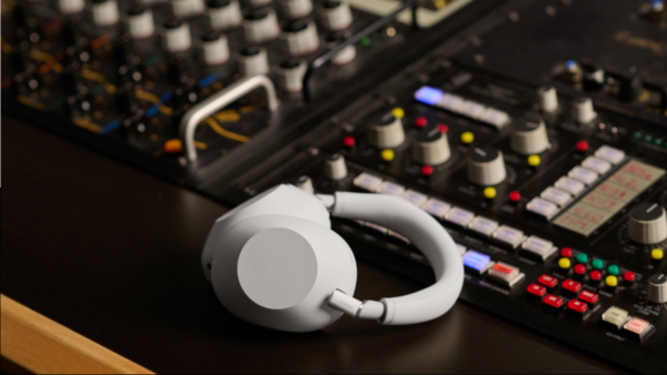 Sony WH-1000XM6 Noise Cancelling Headphones Launched