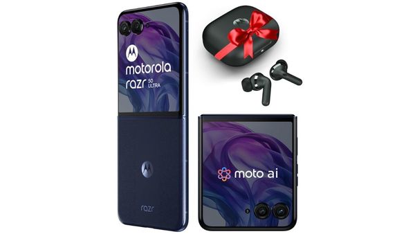 Moto Razr 50 Ultra Available for ₹54,999 With Free Moto Buds+ TWS