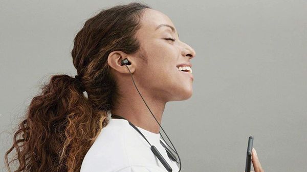 Top 5 Neckband Earphones You Can Buy Right Now