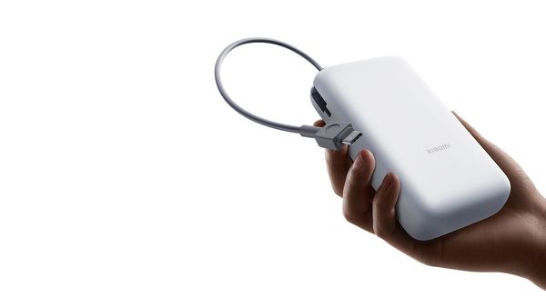 Xiaomi Launches Compact 20000mAh Power Bank with Built-in Cable 